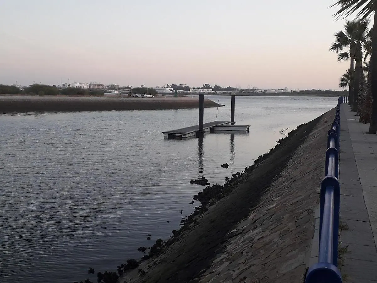 Piso En Ayamonte Apartment 0*,